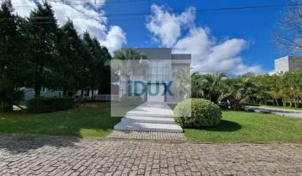 Casa de Condominio- lado Paraná Golfe - São José dos Pinhais