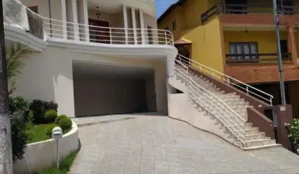VENDE-SE CASA 310m2 EM COND. NOVA HIGIANÓPOLIS (JANDIRA)