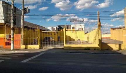 ALUGA-SE PONTO COMERCIAL DE 396 M² - CARAPICUÍBA