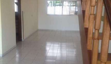 CASA PARA VENDA NO CENTRO DE CARAPICUÍBA