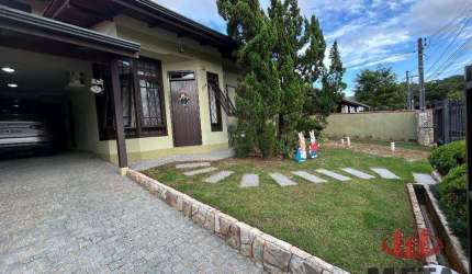 Casa plana à venda por R$ 1.100.000 - Floresta - Joinville/SC