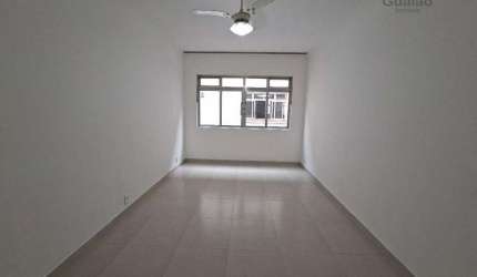 Alugo lindo Apartamento 02 Dormitórios e Garagem Fechada, Campo Grande, Santos.