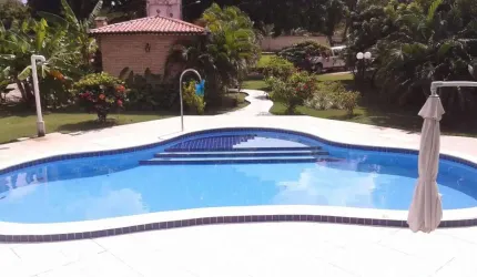 Chácara para Locação em Pindoretama, Centro, 4 dormitórios, 1 suíte, 2 banheiros, 20 vagas