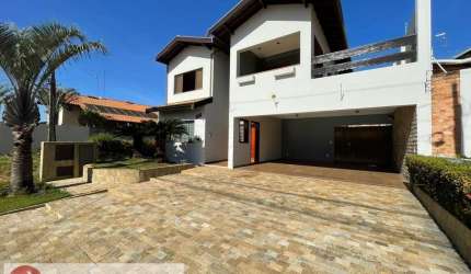 Casa para Venda em Pirassununga, Cidade Jardim, 3 dormitórios, 1 suíte, 4 banheiros, 2 vagas