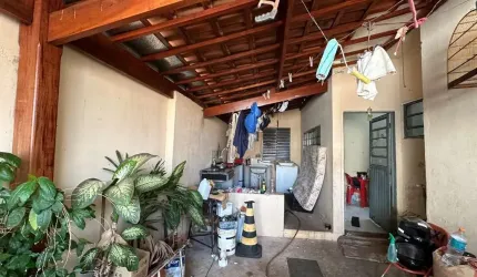 Casa para Venda em Pirassununga, Jardim São Valentim, 2 dormitórios, 1 suíte, 2 banheiros, 2 vagas