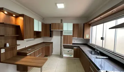 Casa para Venda em Pirassununga, Cidade Jardim, 3 dormitórios, 1 suíte, 2 banheiros, 2 vagas