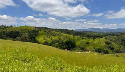 Vende-se terreno com ótima topografia e medidas a partir de 600m²