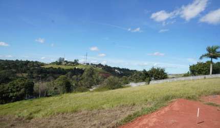 Vende-se terreno para chácara com excelente acesso