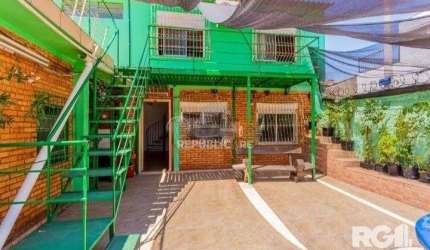 CASA 3 DORMITORIOS NA ASSIS BRASIL