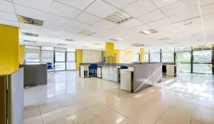SALA / CONJUNTO COMERCIAL DE 121M² E 2 VAGAS - BAIRRO AUXILIADORA