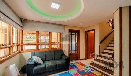 Casa no Parque Santa Fé de 4 dormitórios e 4 vagas
