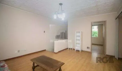 Sobrado 4 dormitórios à venda Floresta Porto Alegre/RS