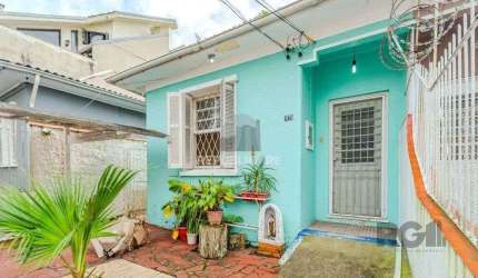 Casa 3 dormitórios à venda Medianeira Porto Alegre/RS