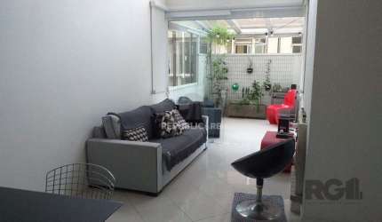 Ótimo Loft ou 1 dormitório e gabinete garagem no Rio Branco