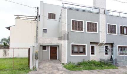 Sobrado 2 dormitórios  mais terreno de esquina de 192m2