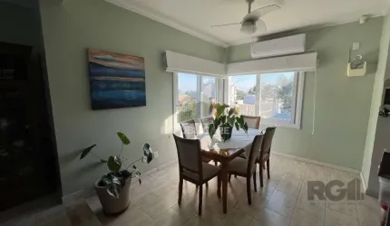 Sobrado com vista para o Rio,  3 quartos, suite, pátio - Guarujá