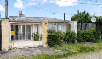 Casa para Venda - 239m², 5 dormitórios, sendo 1 suites, 2 vagas - Hipica