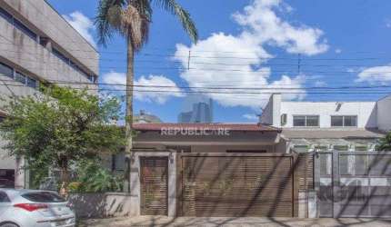 Casa 4 dormitórios à venda Auxiliadora Porto Alegre/RS