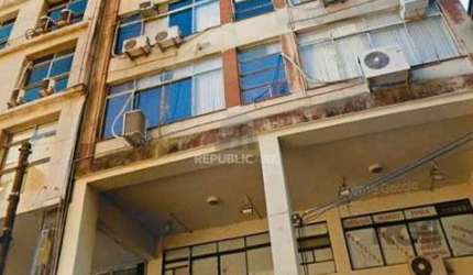 VENDE EXCELENTE CONJUNTO COMERCIAL NO CORAÇÃO DO CENTRO HISTÓRICO