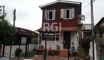 Sobrado para Venda - 280m², 4 dormitórios, 4 vagas - Cavalhada