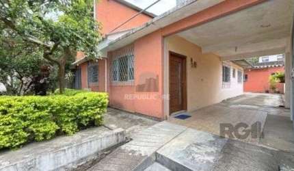 Casa para Venda - 177.5m², 3 dormitórios, 3 vagas - Cavalhada