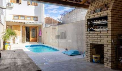 Casa para Venda 3 dormitórios no Partenon