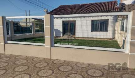 Casa 2 dormitórios à venda Centro Imbé/RS