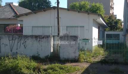 Casa 3 dormitórios, vaga de garagem, Bairro Vila Cachoeirinha