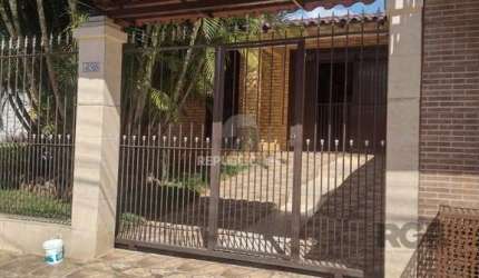 Casa 2 dormitórios, 2 vagas, Bairro Espirito Santo