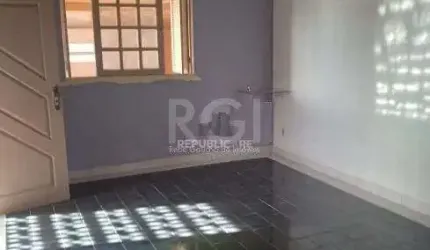 Casa 3 dormitórios à venda Ponta Grossa Porto Alegre/RS