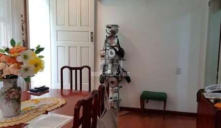 Casa para Venda - 250m², 5 dormitórios, 5 vagas - Jardim Botânico