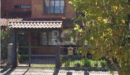 Casa para Venda - 118m², 3 dormitórios, sendo 1 suites, 2 vagas - Cristal