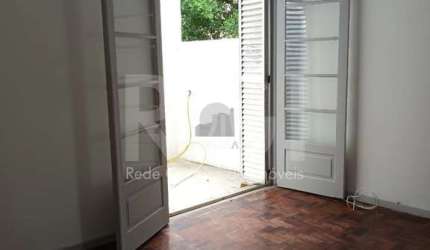Apartamento JK para Venda - com pátio - Cidade Baixa