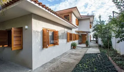 Casa para Venda - 420m², 4 dormitórios, sendo 3 suites, 5 vagas - Tristeza