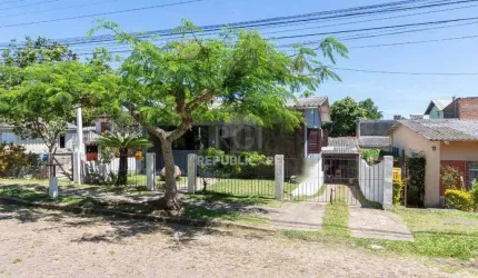 Casa para Venda - 110m², 2 dormitórios, sendo 1 suíte, 3 vagas - Espirito Santo