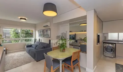 Apartamento de 2 dormitórios no bairro Auxiliadora