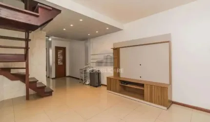 Casa em Condomínio de 3 dormitórios, no Bairro Ipanema