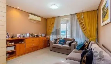 Apartamento no Menino Deus de 3 dormitórios e vaga