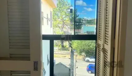 Apartamento 2 dormitórios à venda Camaquã Porto Alegre/RS