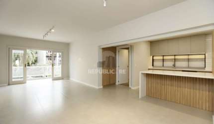 Apartamento 03 dormitórios revitalizado no Moinhos de Vento em Porto Alegre.