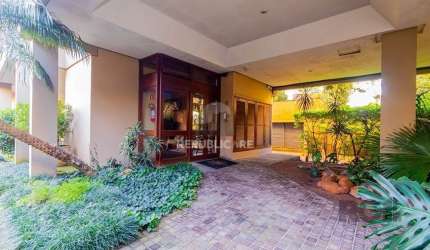 apartamento de 2 quartos, suíte e 1 vaga de garagem no bairro Menino Deus