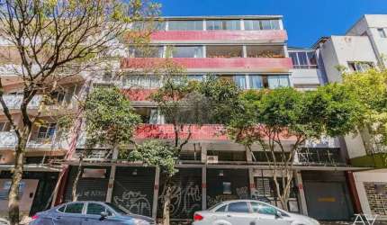 Apartamento 2 dormitórios com vaga e elevador no bairro Floresta