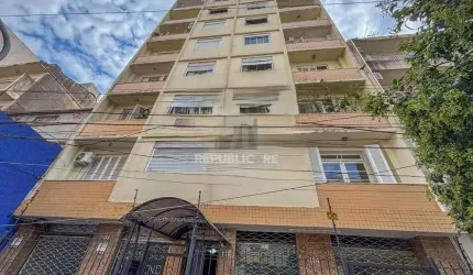 Apartamento JK à venda na Cidade Baixa.