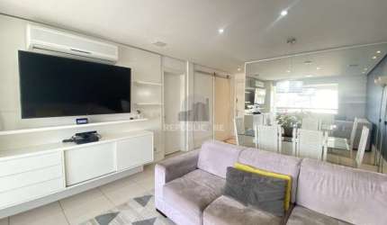 Apartamento com 3 quartos, 2 vagas e 100.7m² - Rua Botafogo - Menino Deus, Porto