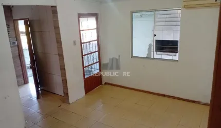 Casa 3 dormitórios à venda Partenon Porto Alegre/RS