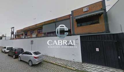 Prédio para alugar na Vila Operária, Itajaí  por R$ 64.000