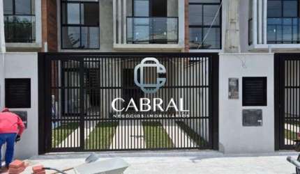 Casa com 3 quartos à venda no São João, Itajaí  por R$ 860.000