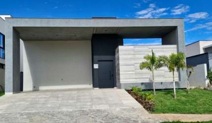 Casa moderna, térrea, com 4 suítes, imperdível