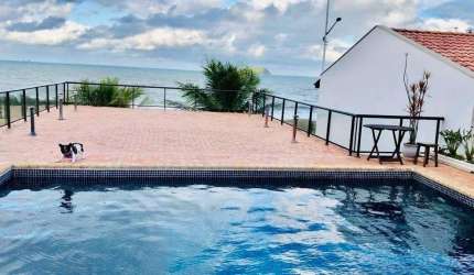 Casa de frente para o mar em Balneário Piçarras SC