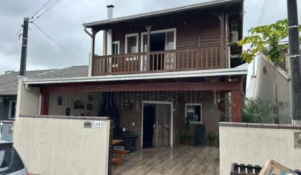 Casa com 3 quartos  no bairro Nossa Senhora da Paz em Piçarras
